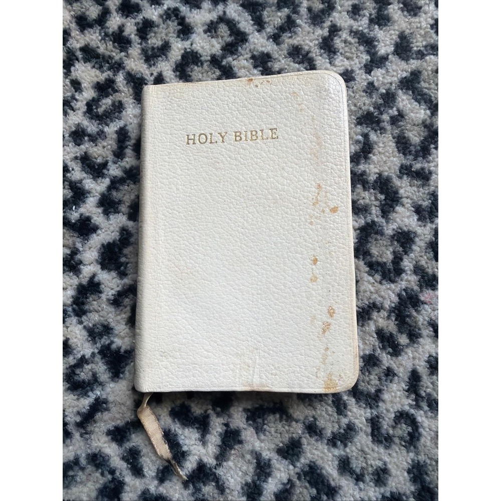 Vintage 1960s Holy Bible KJV World Publishing White Gold Gilt Small 1969